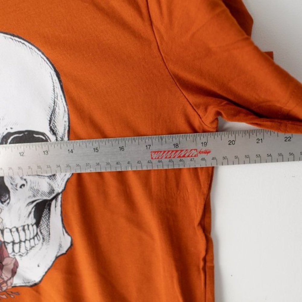 New Women's Fall Halloween Skull Skeleton Floral Orange T-shirt Size Medium - Picture 6 of 6